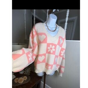 New Women's POL Medium Sweater Cream & Coral Checkered V Neck hearts & flowers